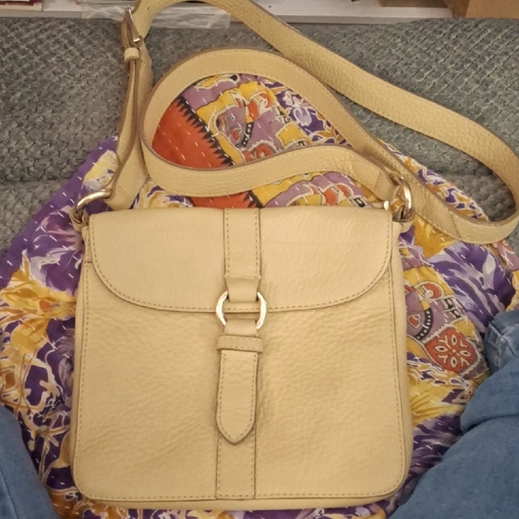 COLE HAAN Elegant Cream Leather Crossbody Bag - Picture 1 of 8